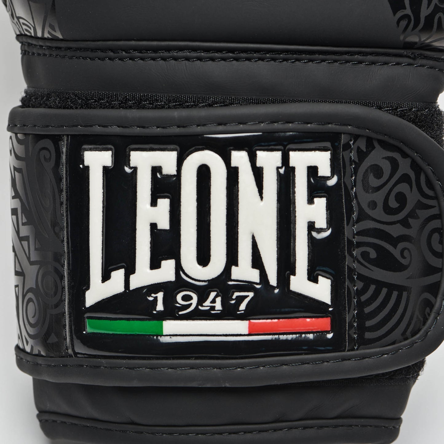 LEONE Boxhandschuhe Maori - Schwarz