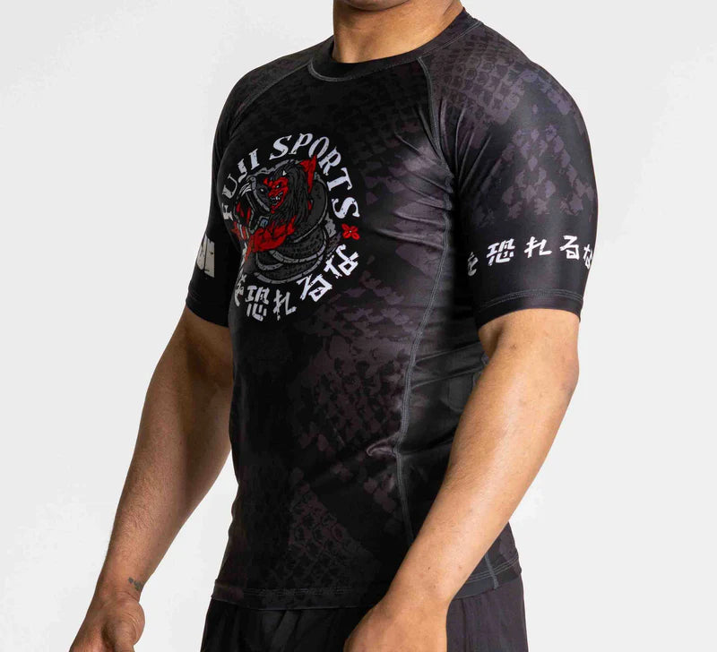Rashguard à manches courtes FUJI Oni vs. Anaconda - Noir