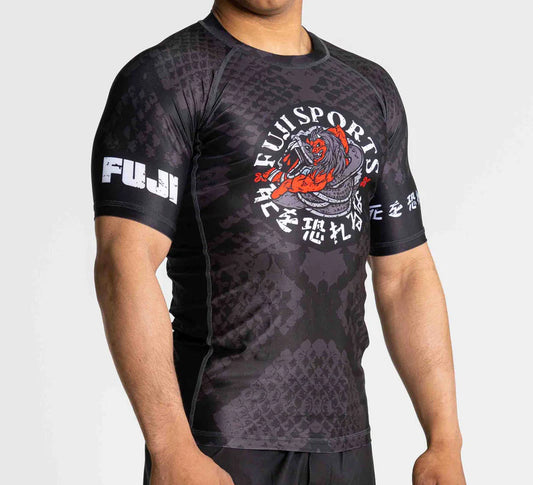 Rashguard à manches courtes FUJI Oni vs. Anaconda - Noir