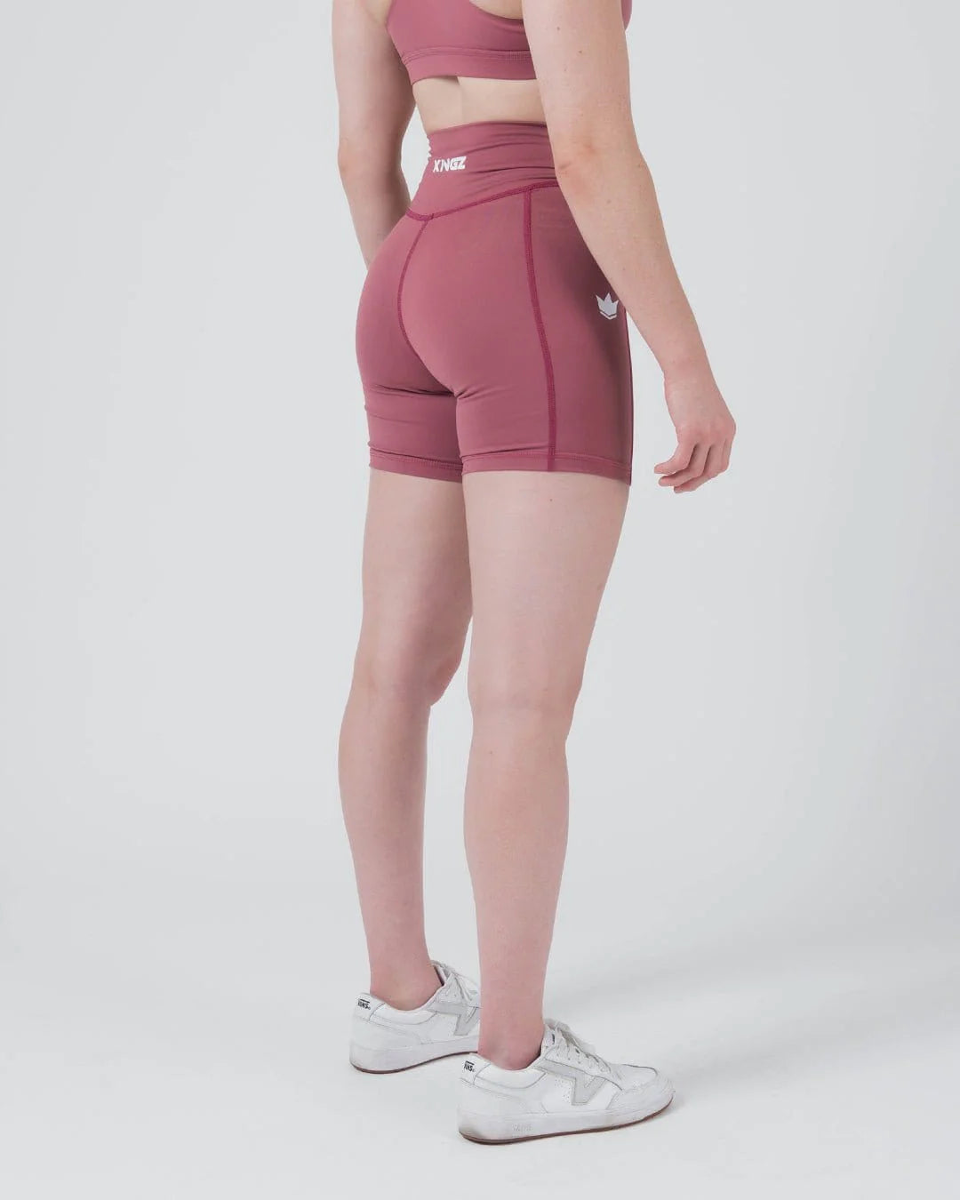 Pantaloncini da allenamento Kingz Kore da donna - rossi