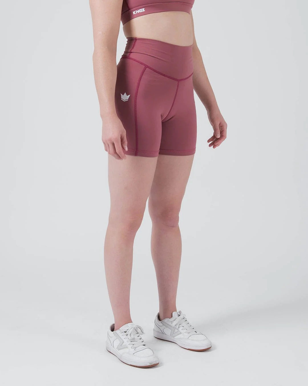Pantaloncini da allenamento Kingz Kore da donna - rossi