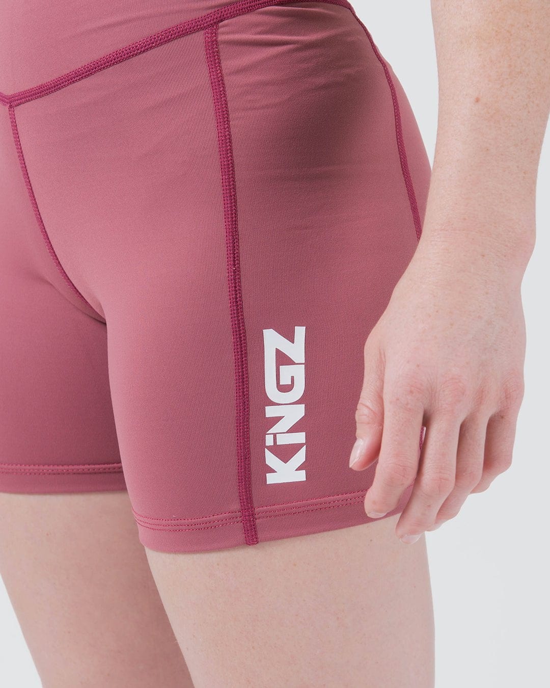 Kingz Kore Women's Training Shorts - Rot
