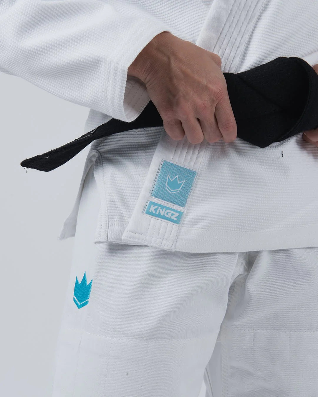 Kingz The ONE Womens Jiu Jitsu Gi - Weiss/Himmelblau - FIGHTWEAR