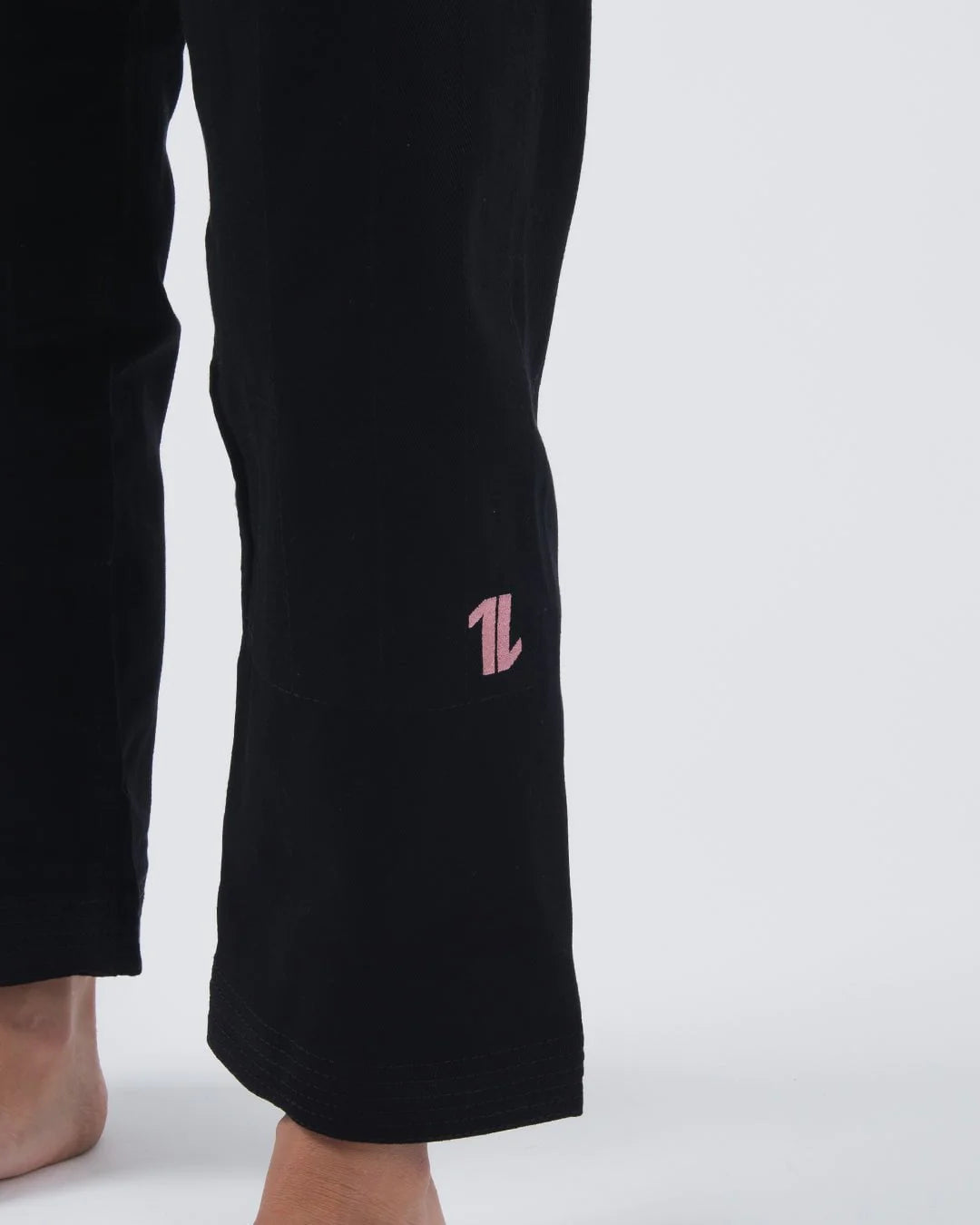 Kingz The ONE Womens Jiu Jitsu Gi - Schwarz/Rosa Gold - FIGHTWEAR