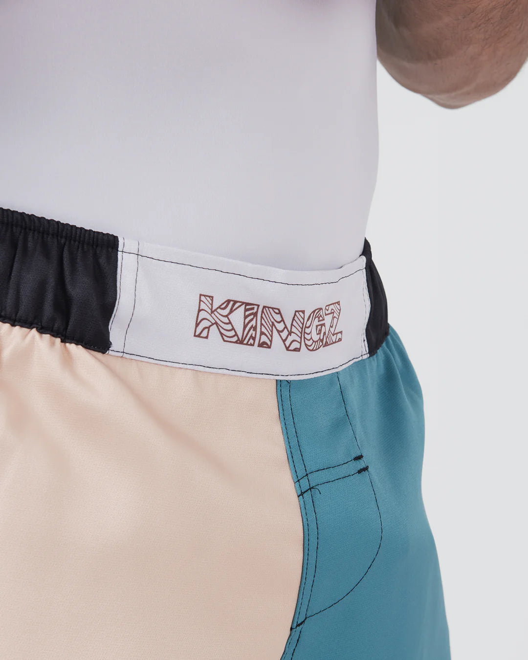 Short Kingz Flow Performance Series - Tan