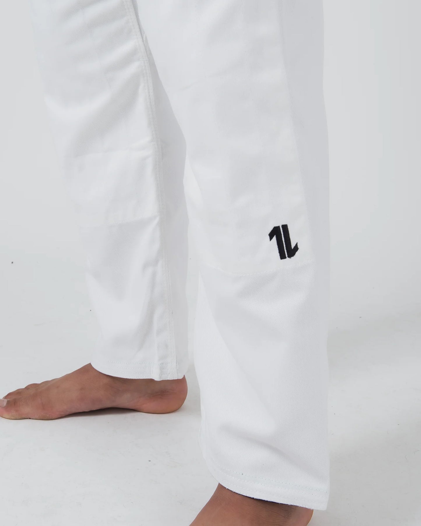 Kingz The ONE V2 Jiu Jitsu Gi - Weiss