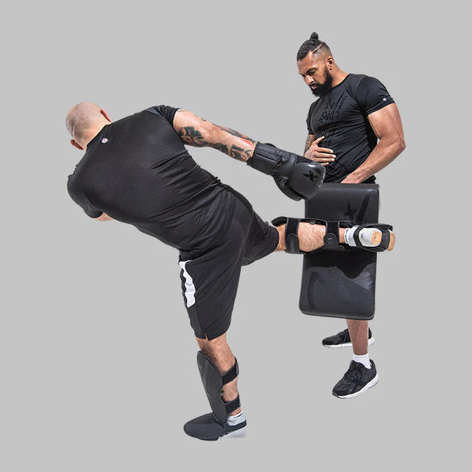 RDX F15 Noir Boxhandschuhe Training in Schwarz Kunstleder