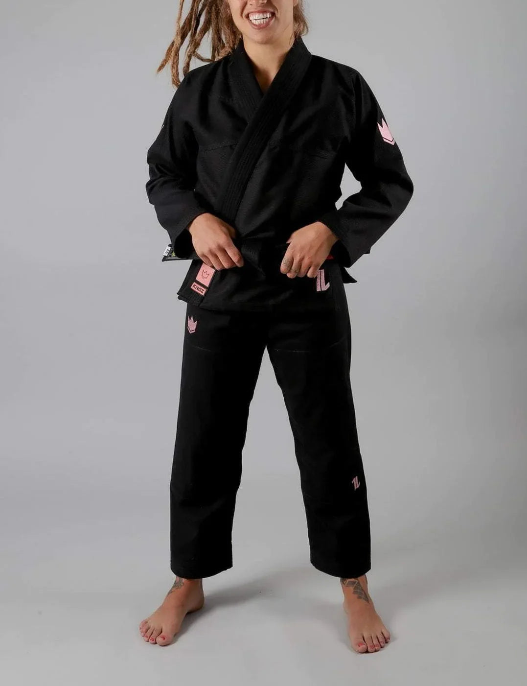 Kingz The ONE Womens Jiu Jitsu Gi - Schwarz/Rosa Gold - FIGHTWEAR