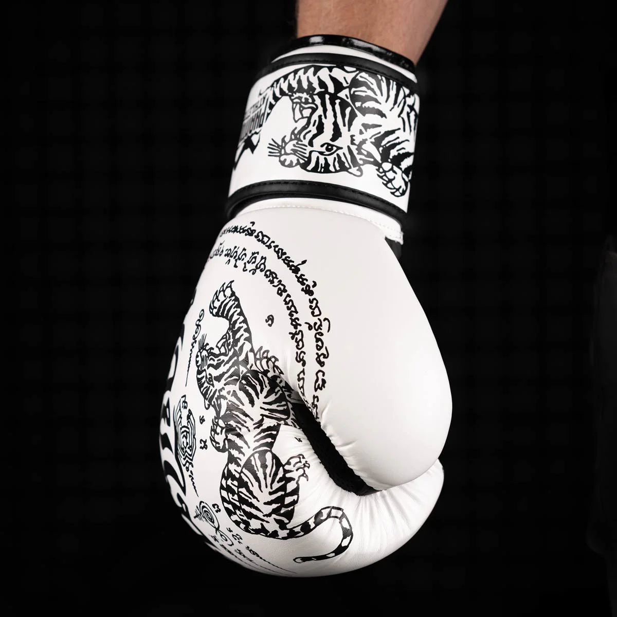 Phantom Athletics Boxhandschuhe Muay Thai - Weiss