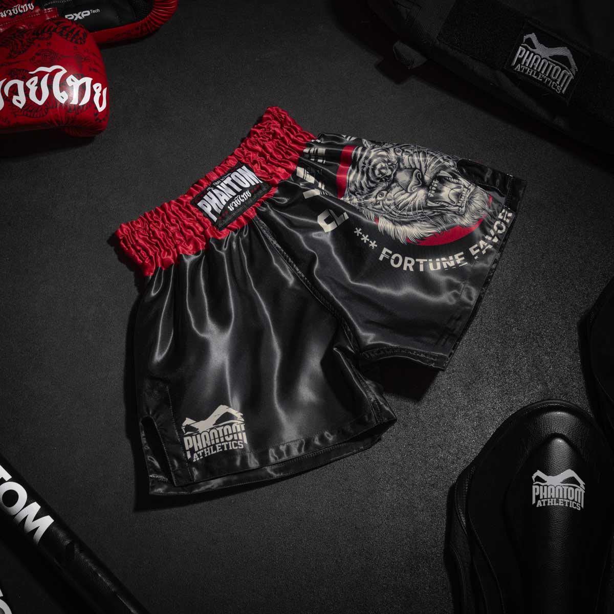 Phantom Athletics Short de Muay Thai Tiger Unit