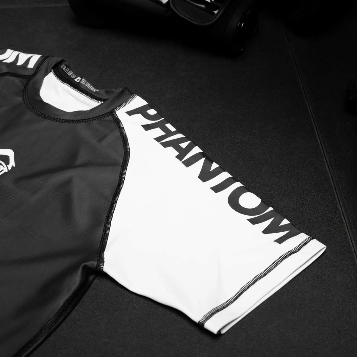 Rashguard Phantom Athletics CLASSÉ - Blanc
