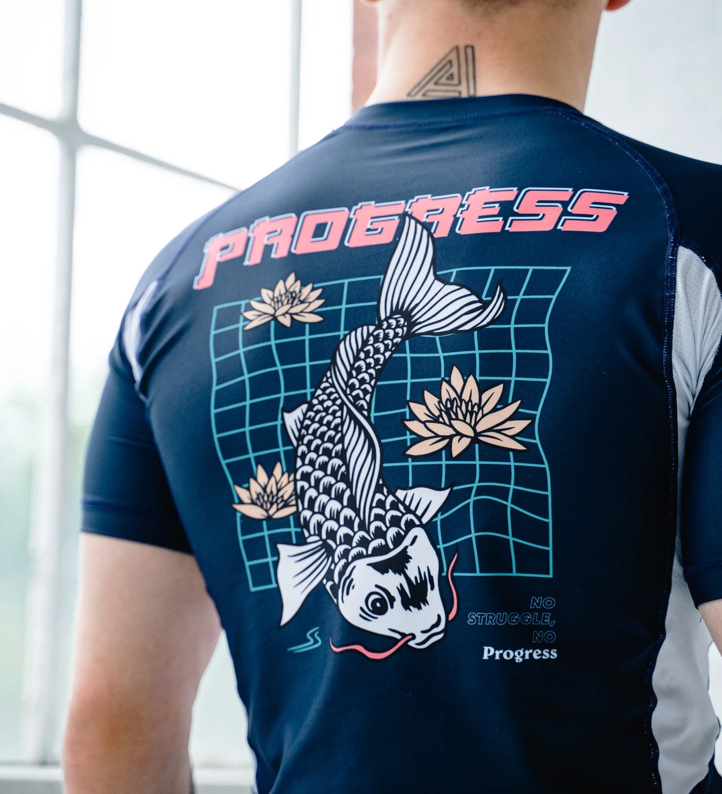 Progrès inconnu Koi Rashguard