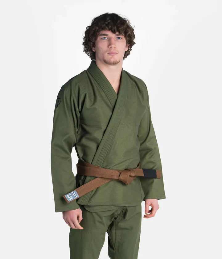 Progress JiuJitsu The Academy Gi - Militärgrün (mit GRATIS Weissgürtel)