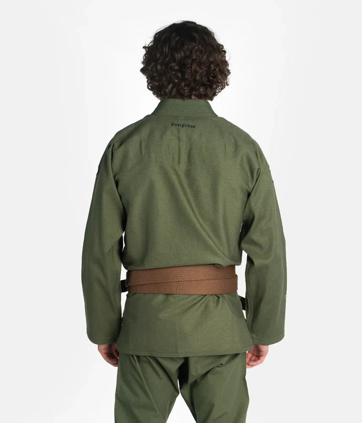 Progress JiuJitsu The Academy Gi - Militärgrün (mit GRATIS Weissgürtel)
