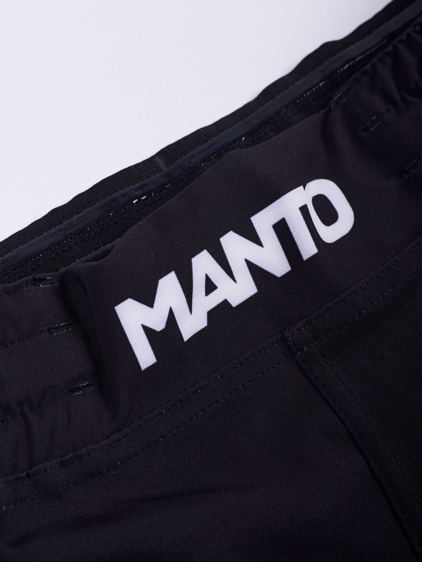 MANTO fight shorts SOCIETY - Schwarz