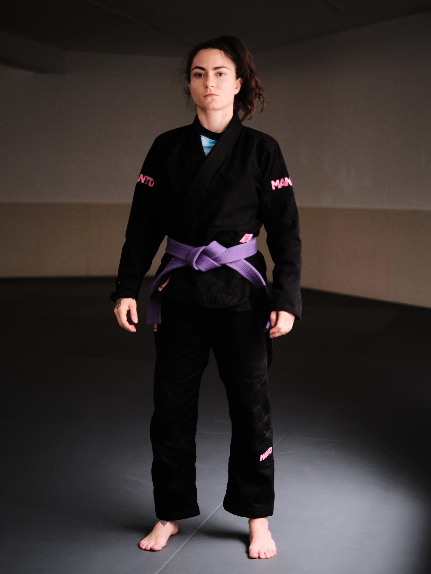MANTO "RISE 2.0" BJJ GI - Schwarz-Rosa