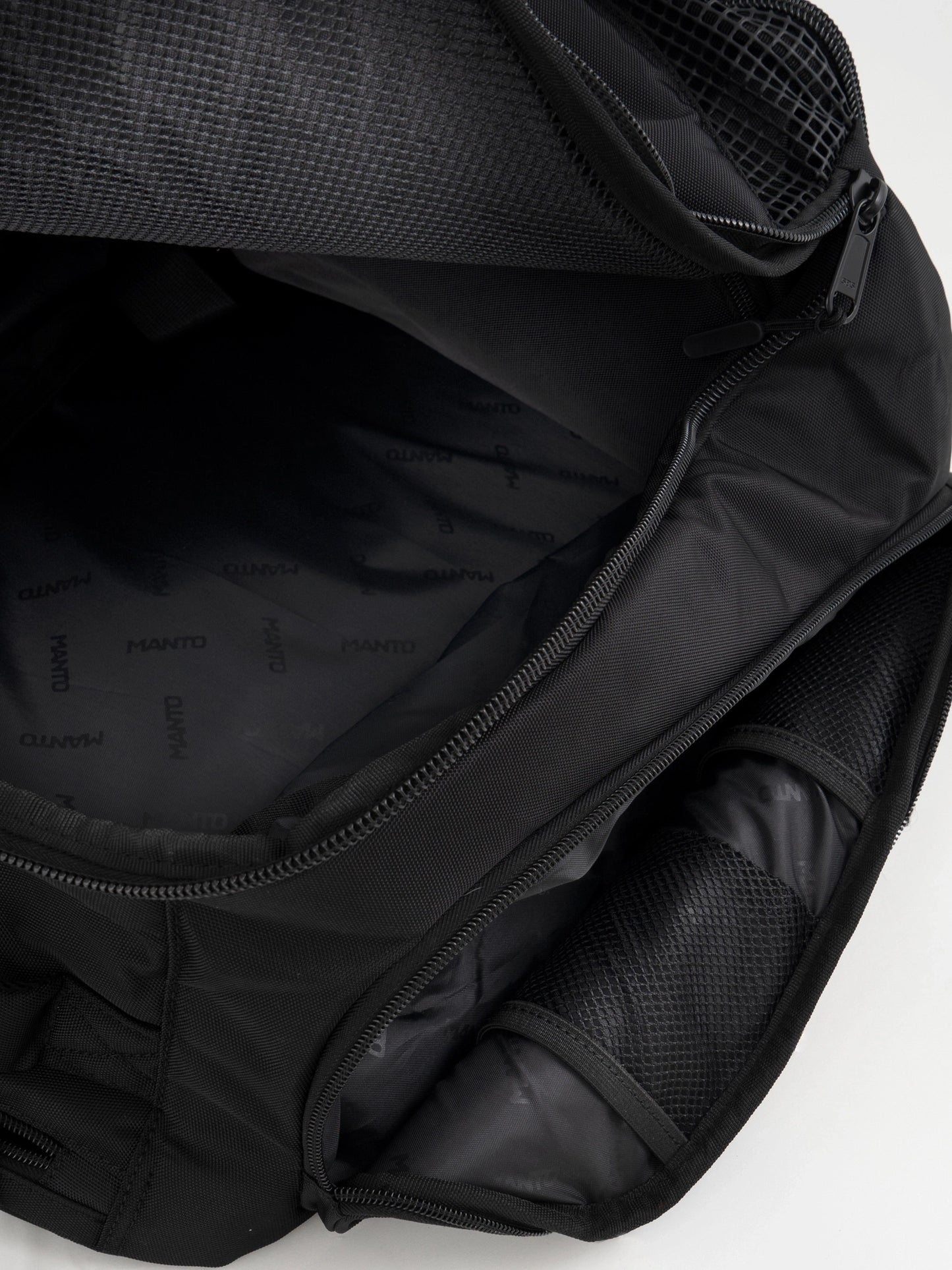 Sac à dos convertible MANTO XL SOCIETY blackout