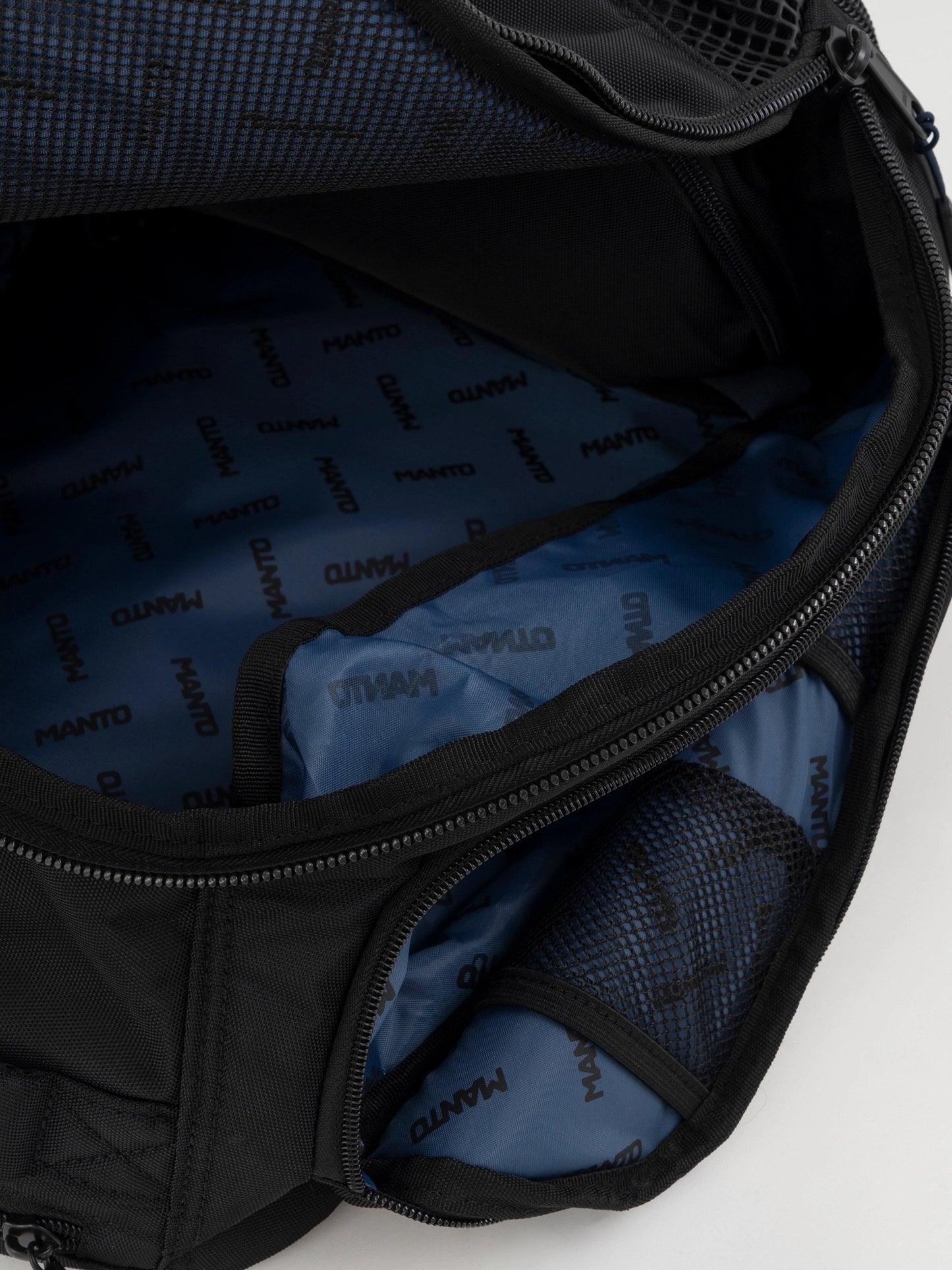 Sac à dos convertible MANTO SOCIETY medium - Noir