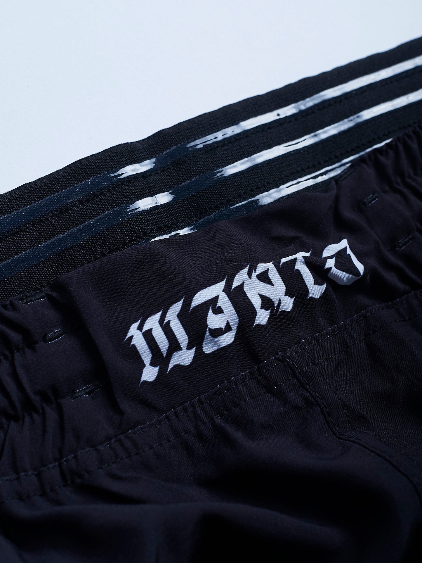 Short de combat léger MANTO TIGRES