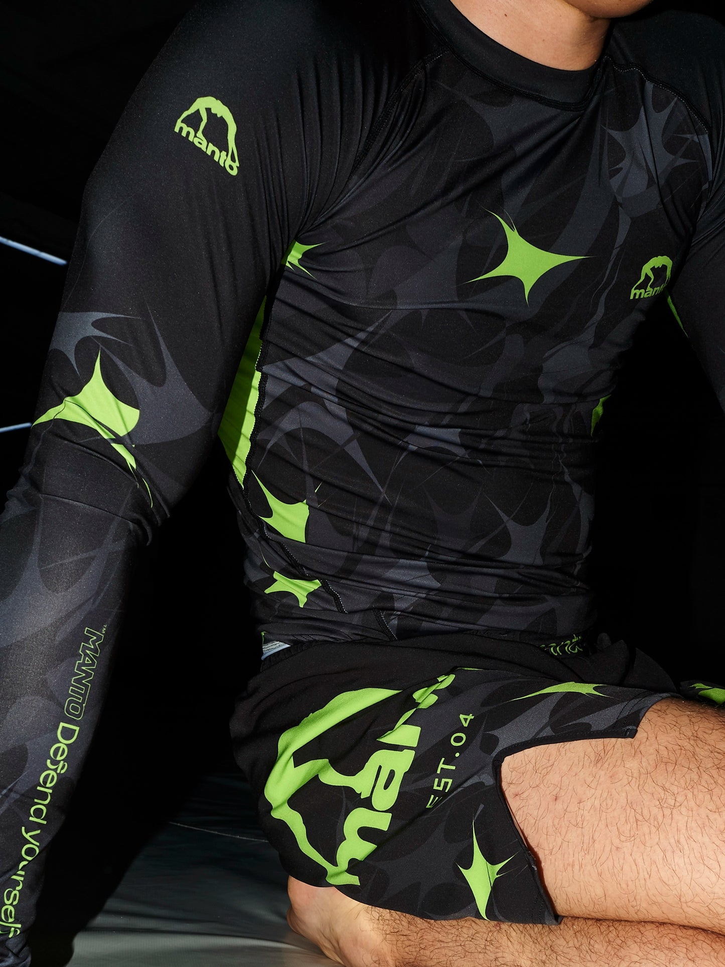 MANTO rashguard manches longues TERRA - Noir