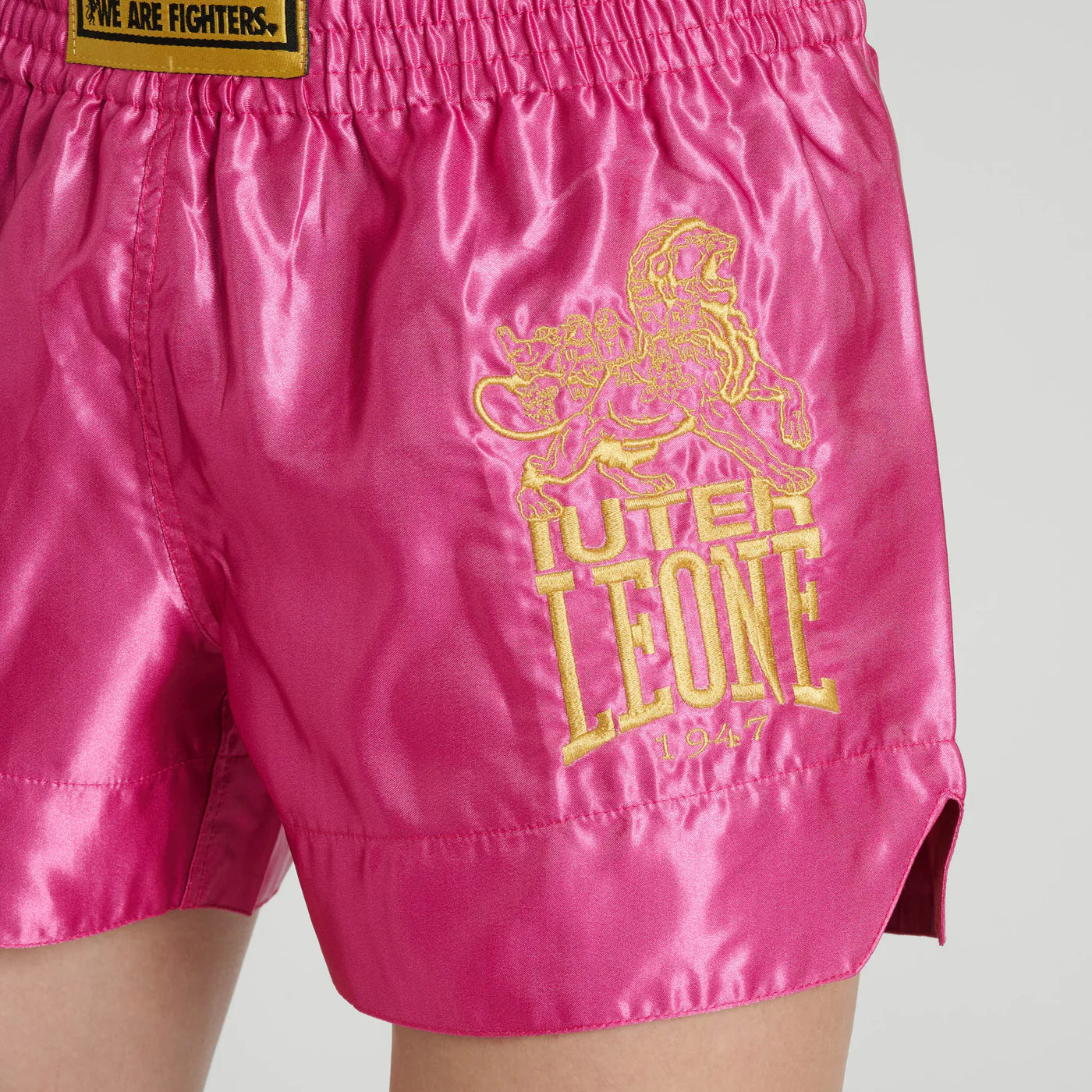 Leone x Iuter Combat Shorts - Pink - FIGHTWEAR