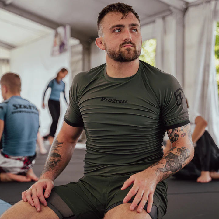 Progress Academy+ Rashguard - Khaki