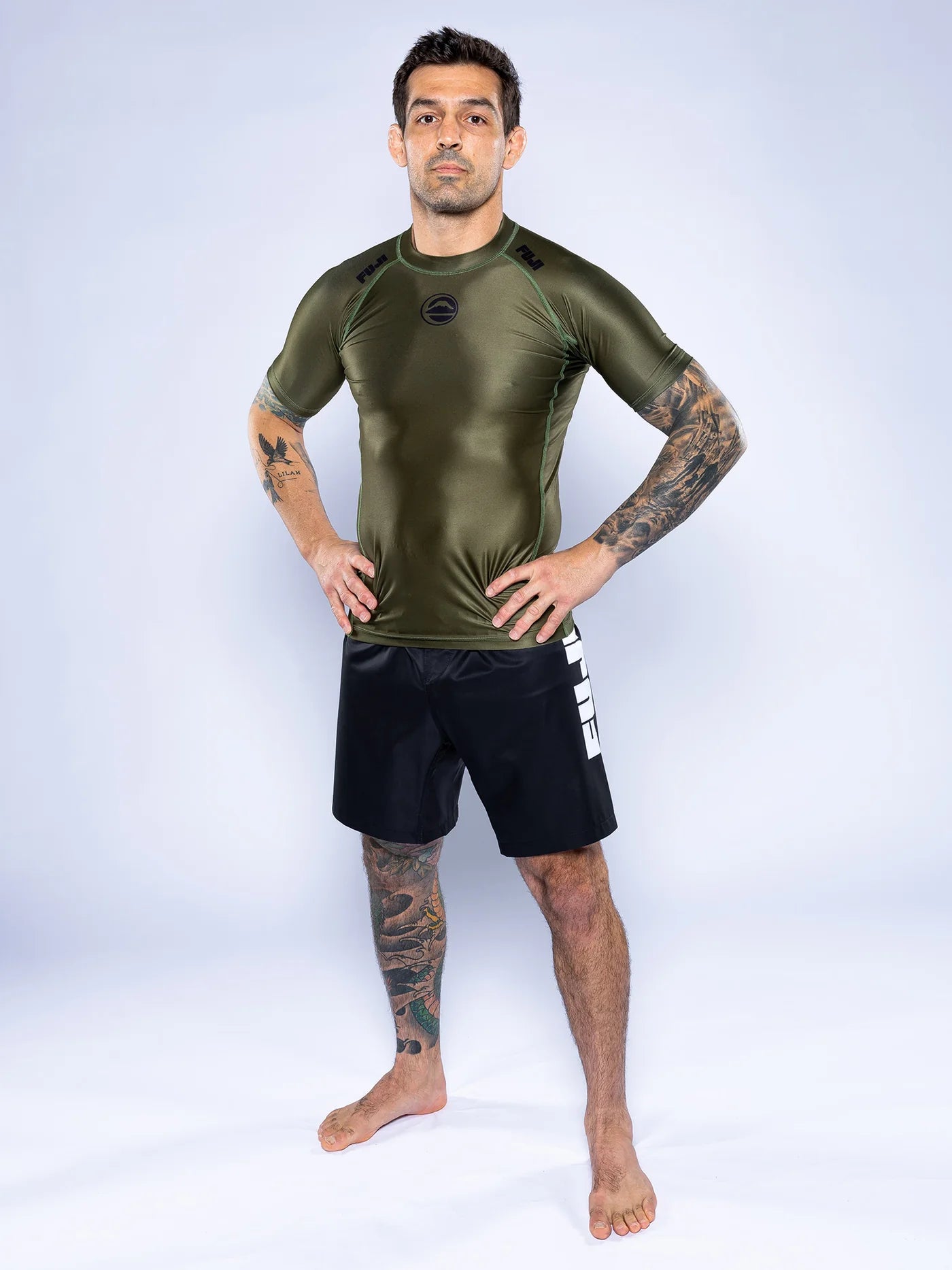 FUJI Baseline 2.0 Short Sleeve Rashguard - Militärgrün