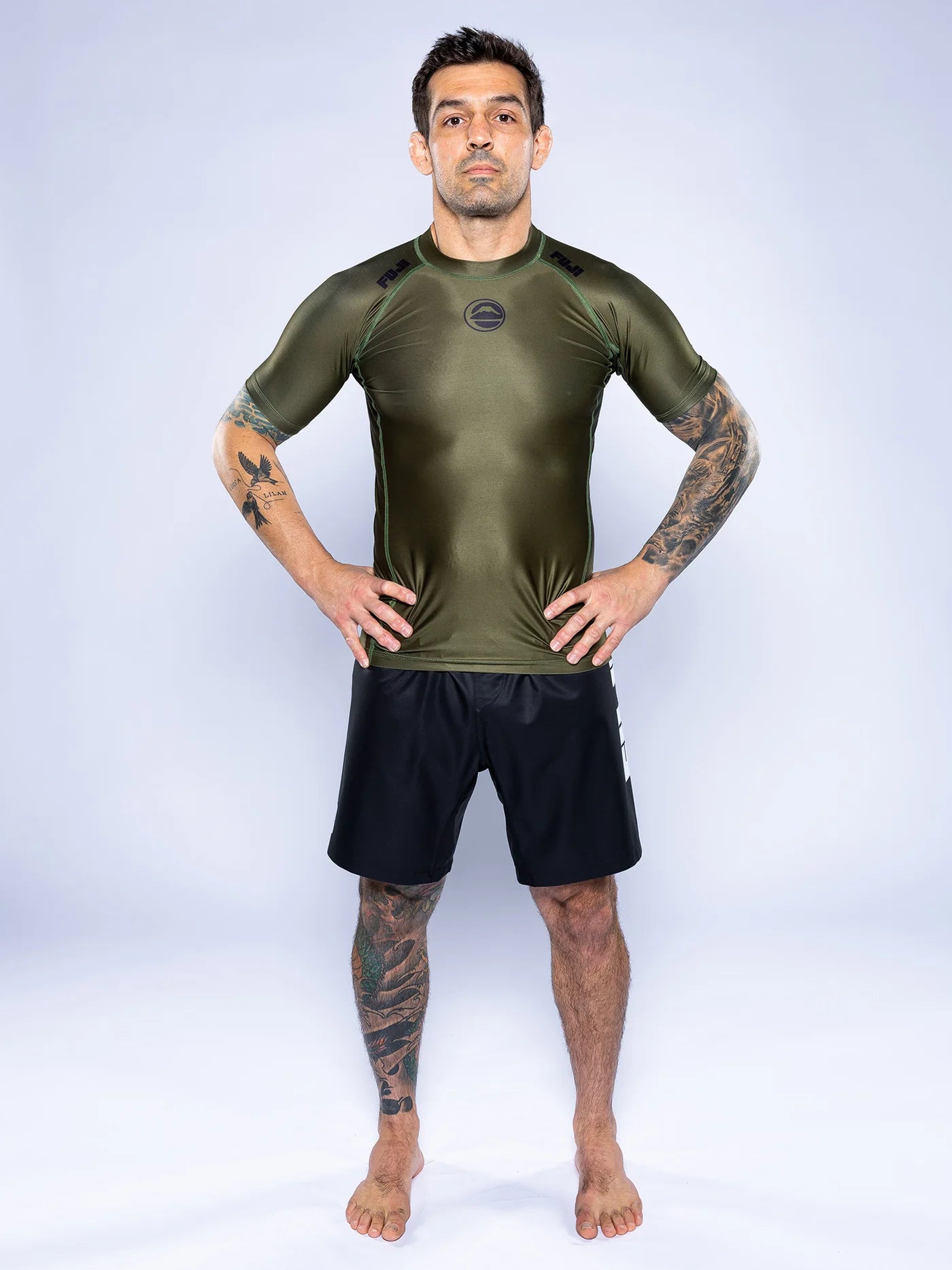FUJI Baseline 2.0 Short Sleeve Rashguard - Militärgrün