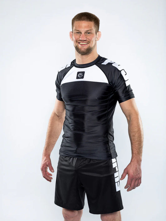 FUJI Competition Ranked Rashguard - Schwarz