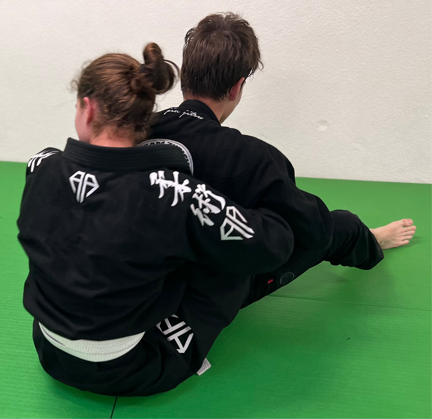 AA Premium BJJ Gi pour femmes - Noir