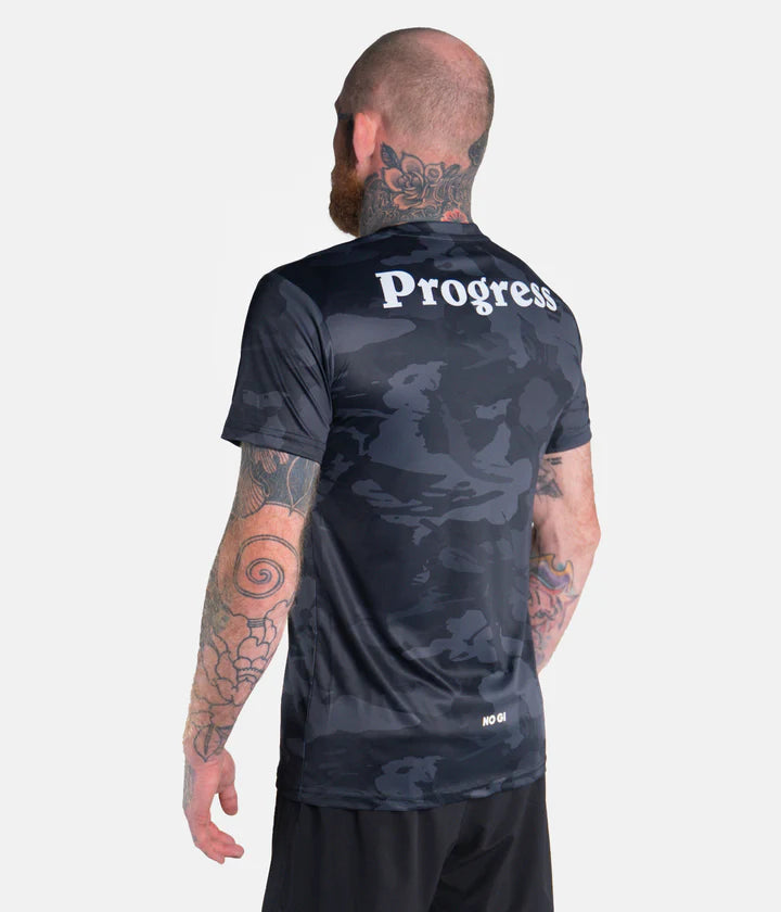 Progress Rolling Tee - Camo