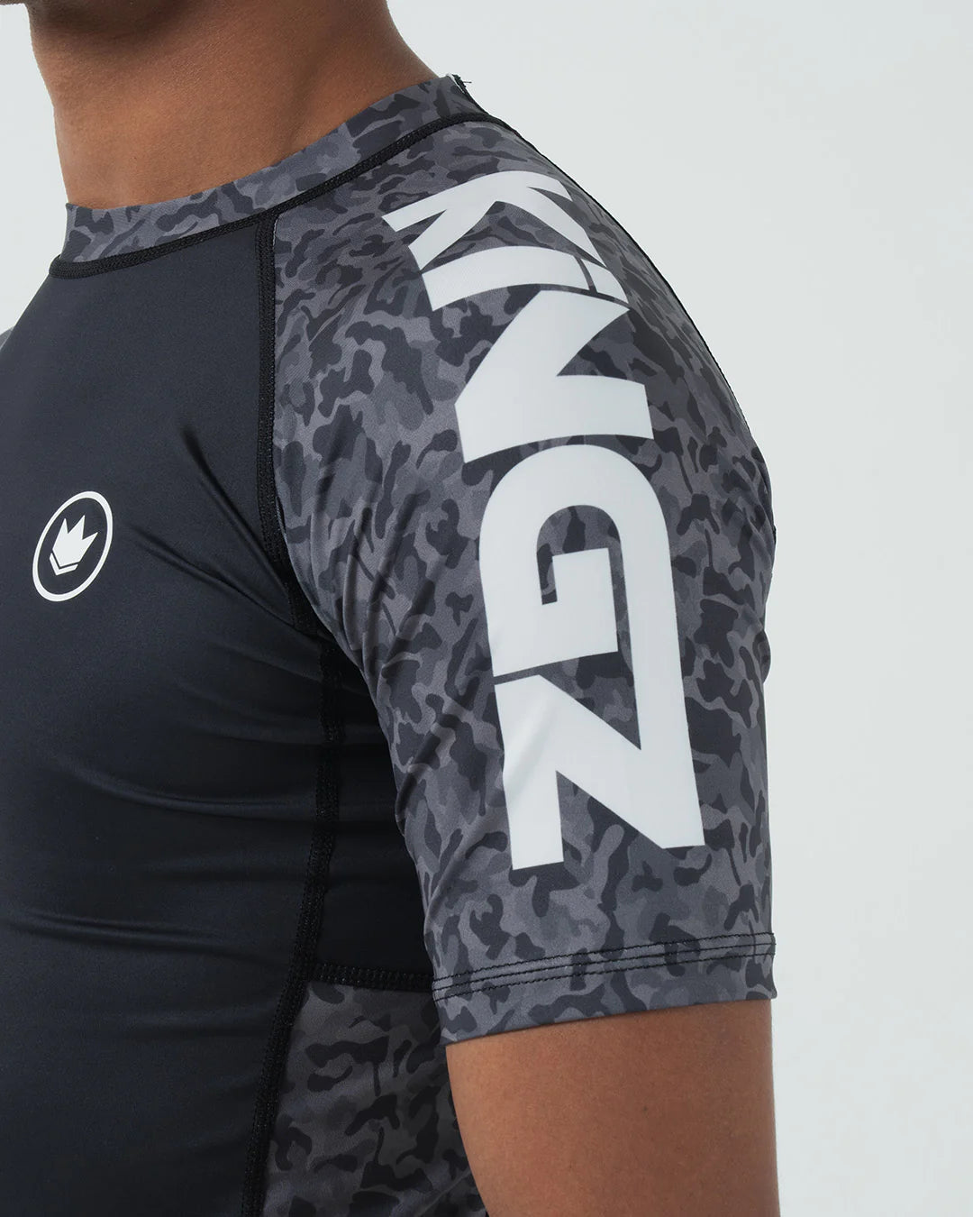 Kingz Night Camo S/S Rashguard - FIGHTWEAR