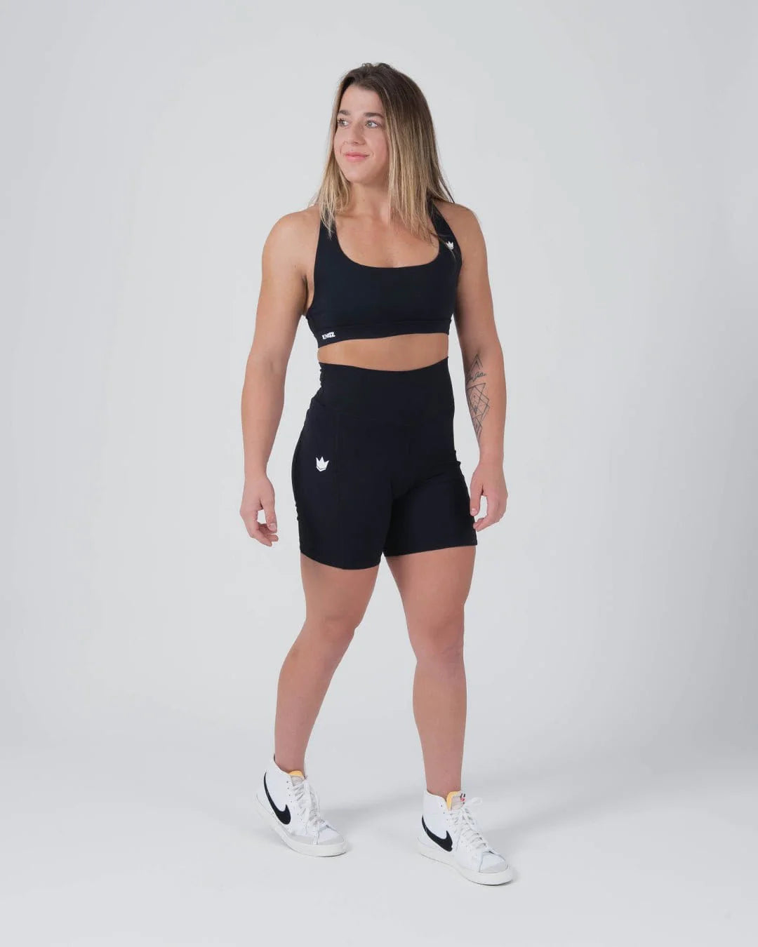 Soutien-gorge de sport pour femmes Kingz Kore - Noir