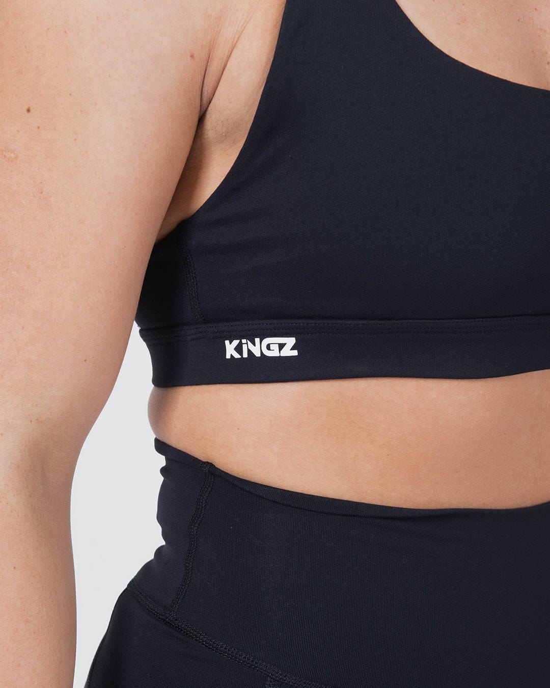 Soutien-gorge de sport pour femmes Kingz Kore - Noir