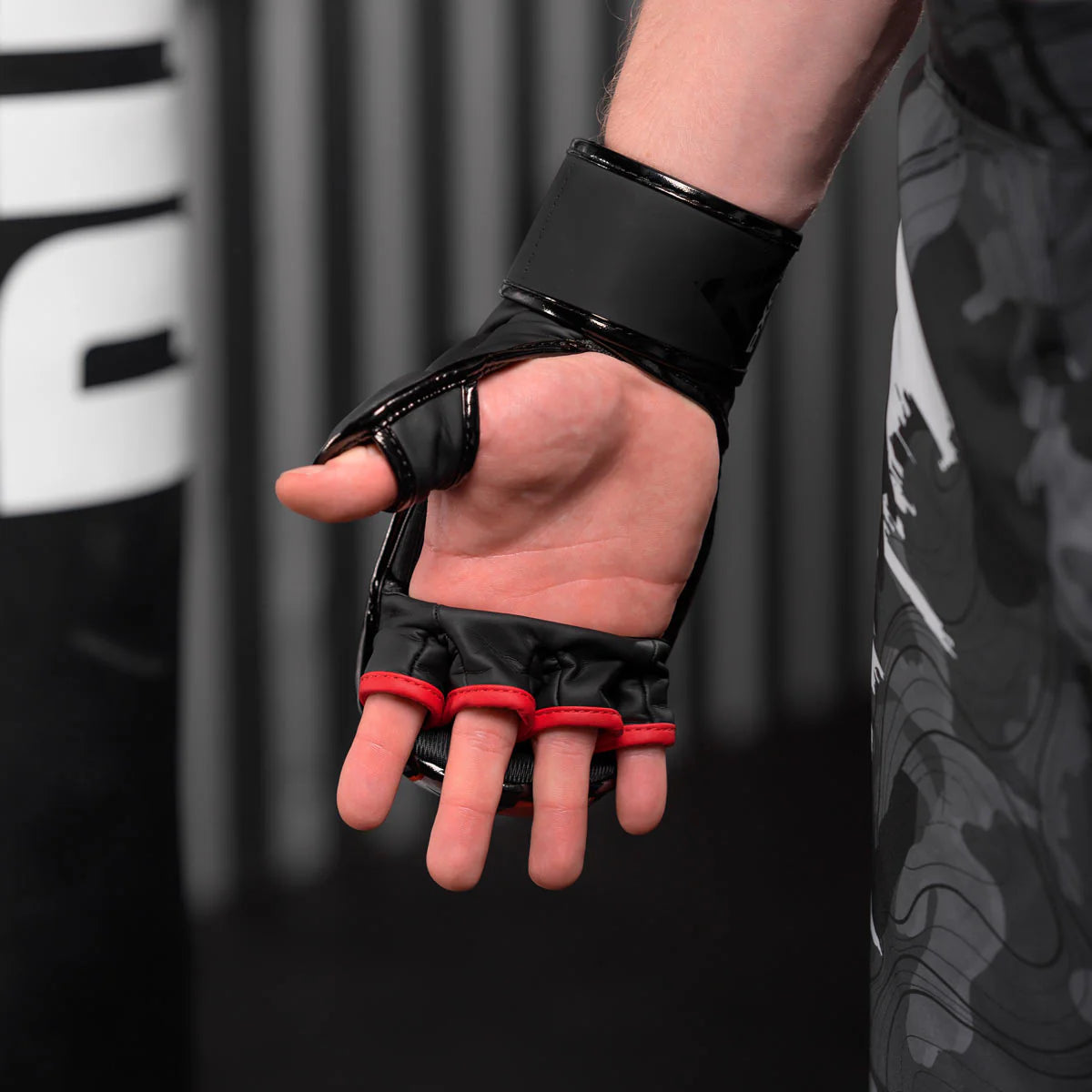 Phantom Athletics MMA Sparring Handschuhe Fight Squad
