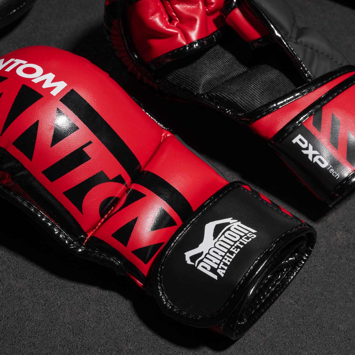 Phantom Athletics MMA Sparring Handschuhe APEX - Rot