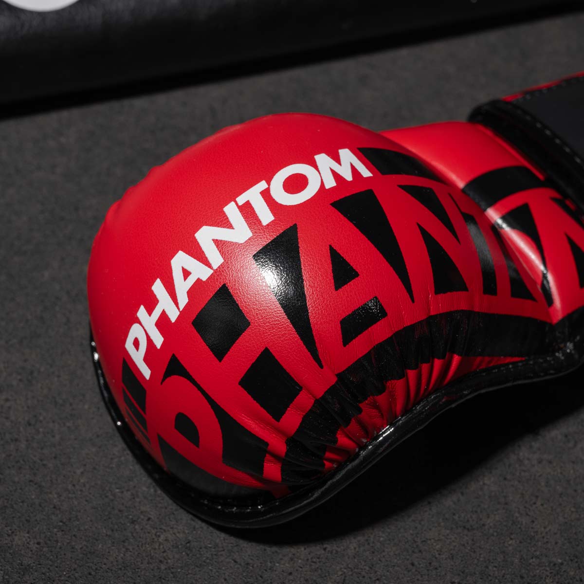 Phantom Athletics MMA Sparring Handschuhe APEX - Rot
