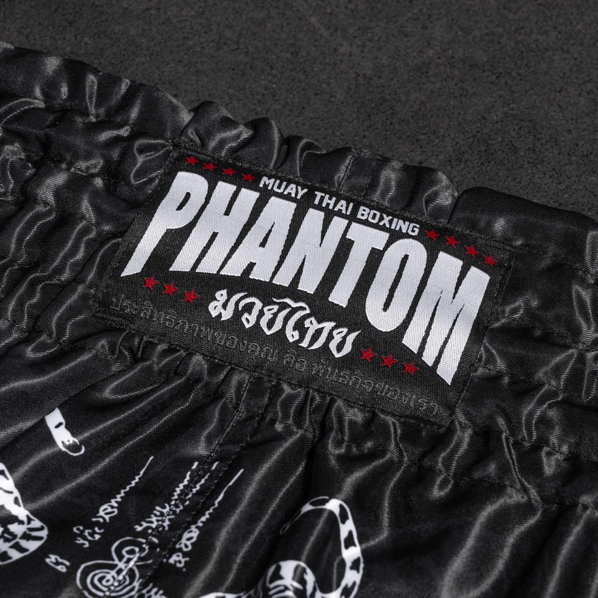 Short de Muay Thai Phantom Athletics Sak Yant - Noir