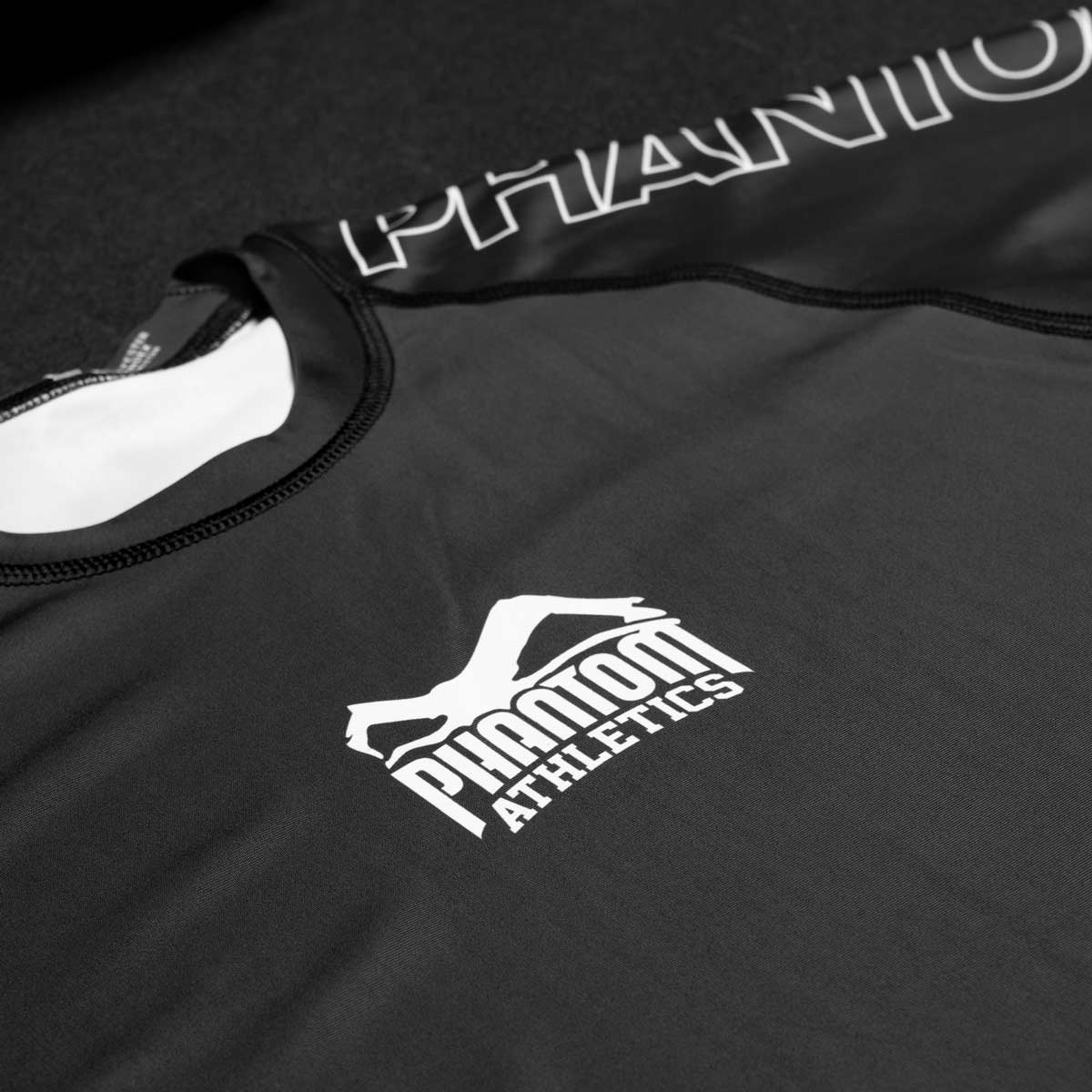 Phantom Athletics Rashguard RANKED - Schwarz