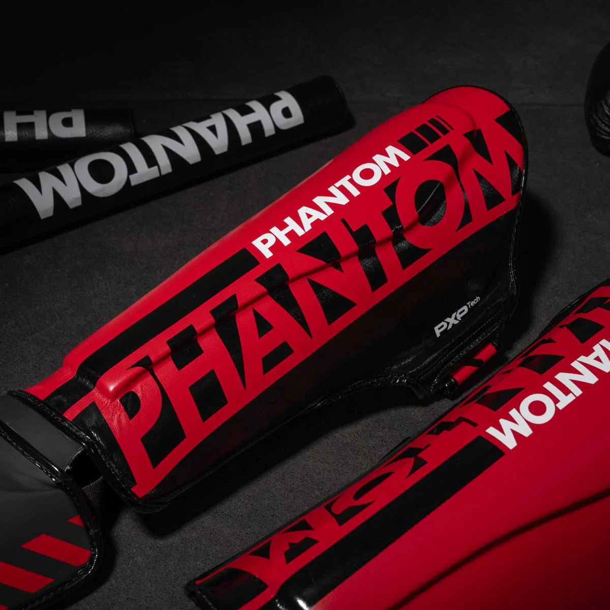 Phantom Athletics Schienbeinschutz APEX Striking - Rot