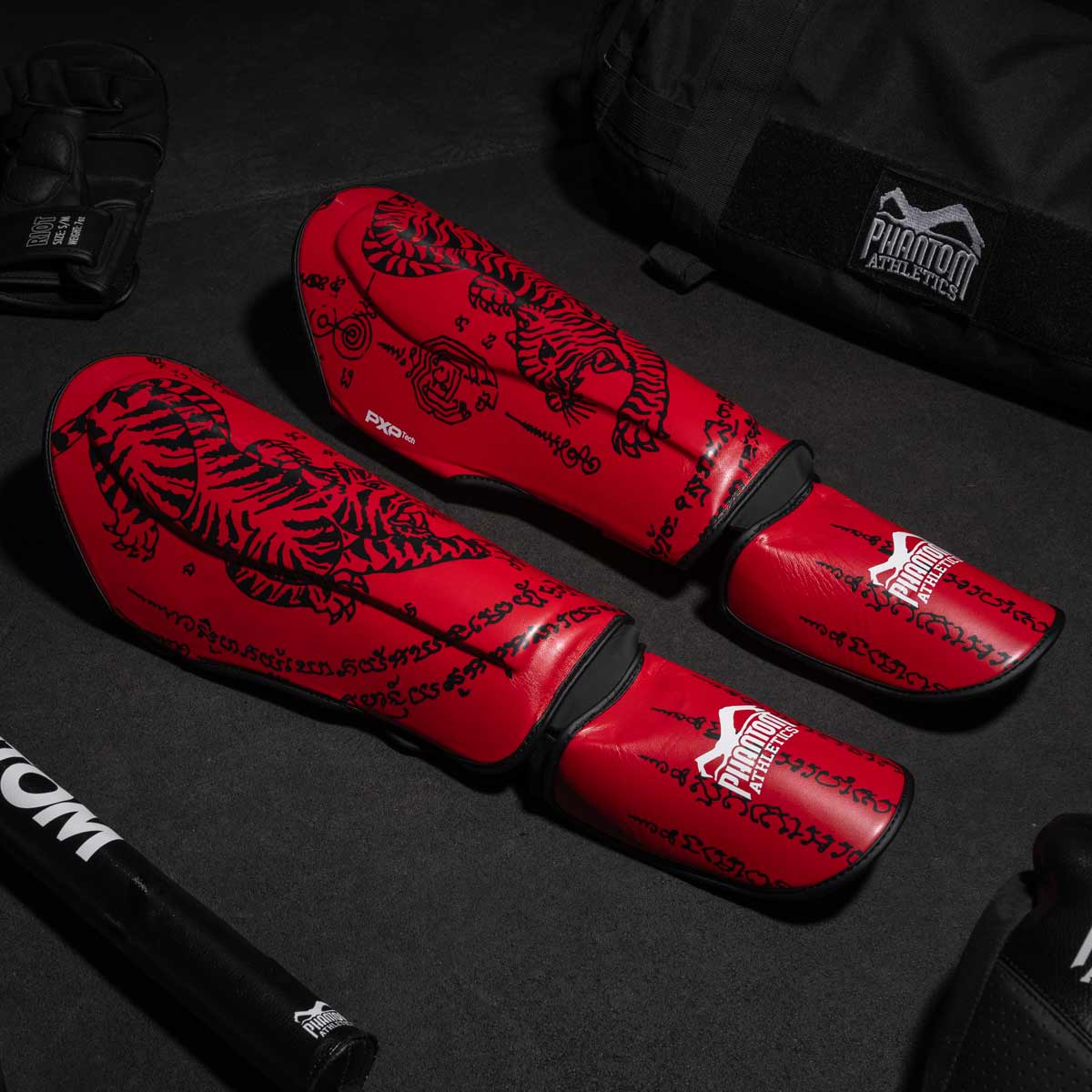 Phantom Athletics Schienbeinschutz Muay Thai - Rot