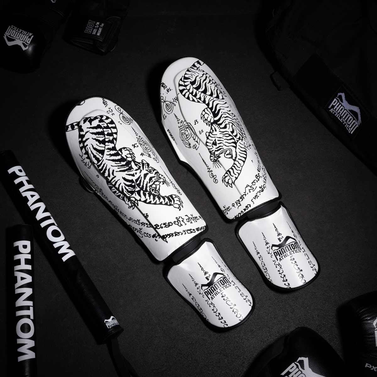 Phantom Athletics Schienbeinschutz Muay Thai - Weiss