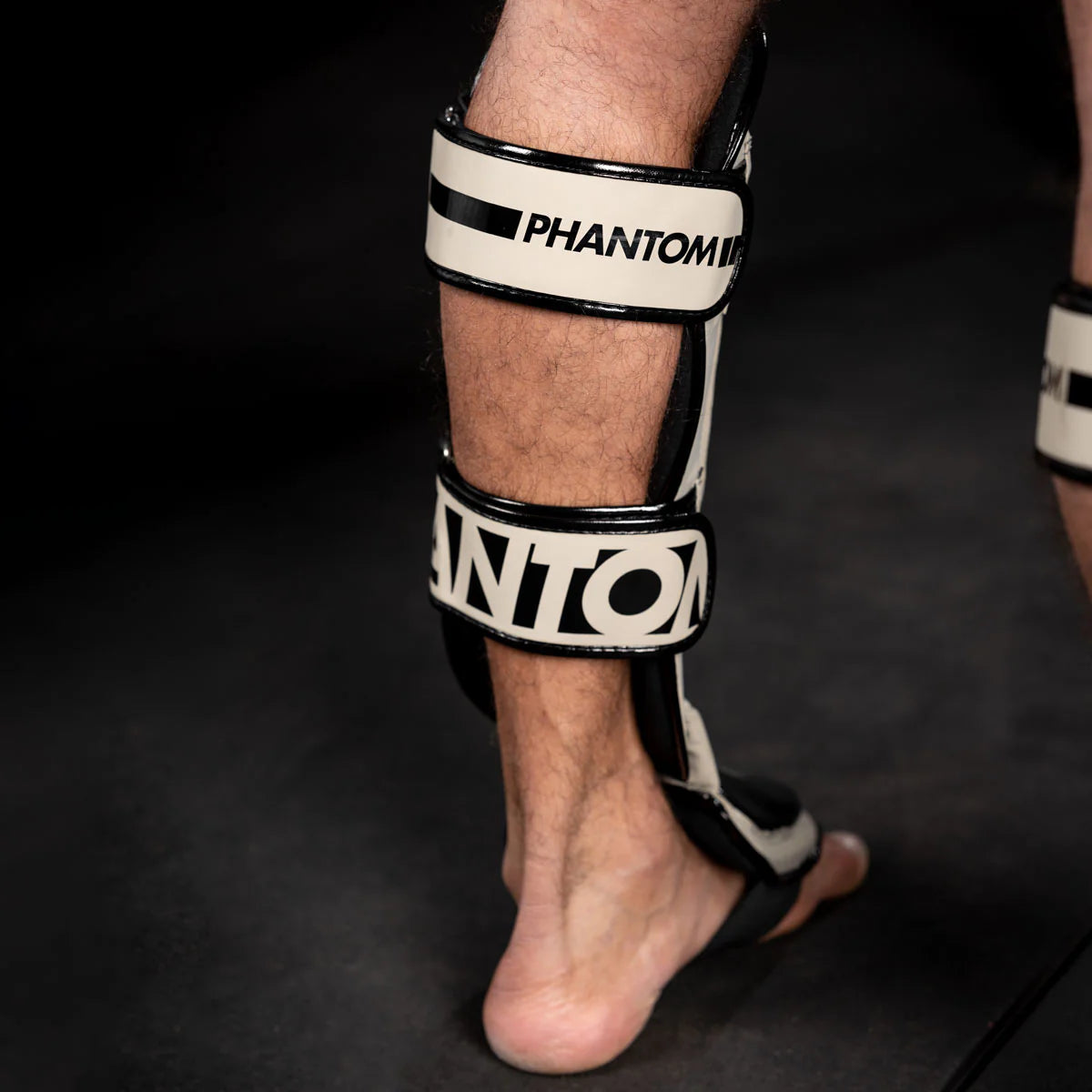 Phantom Athletics Schienbeinschutz APEX Hybrid - Sandgrau