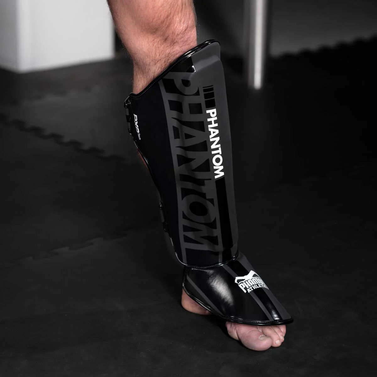 Phantom Athletics Schienbeinschutz APEX Striking - Schwarz