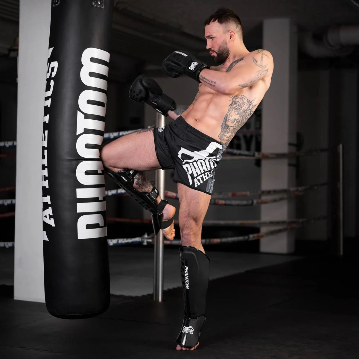 Phantom Athletics Schienbeinschutz APEX Striking - Schwarz