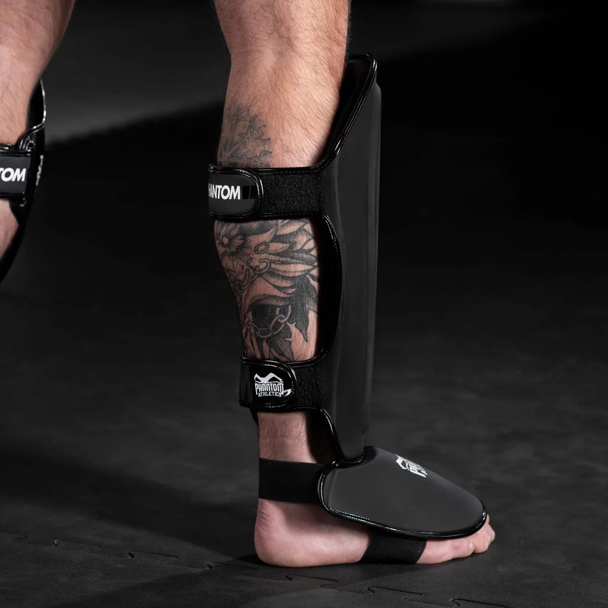Phantom Athletics Schienbeinschutz APEX Striking - Schwarz