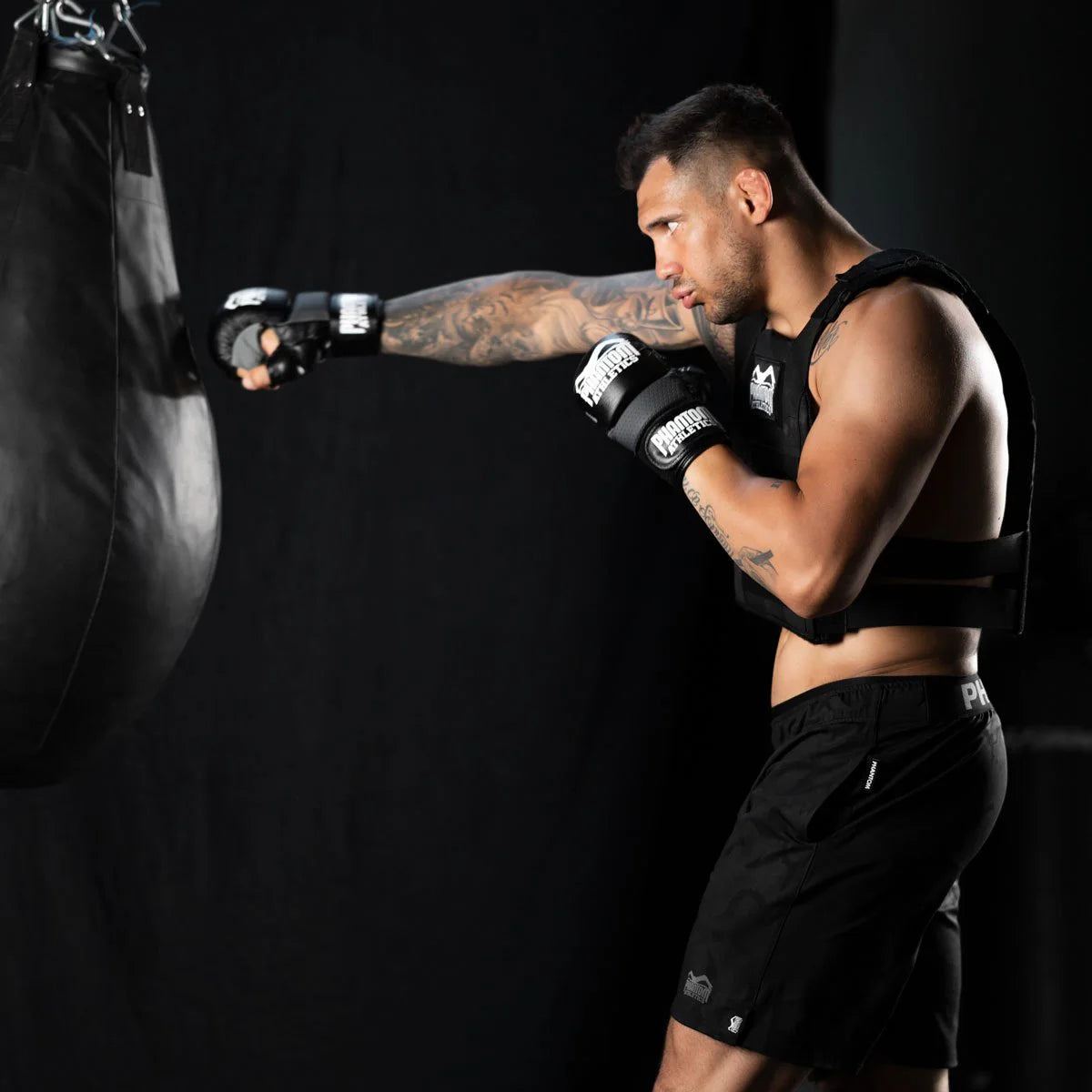 Phantom Athletics MMA Handschuhe Riot - Blackout Edition