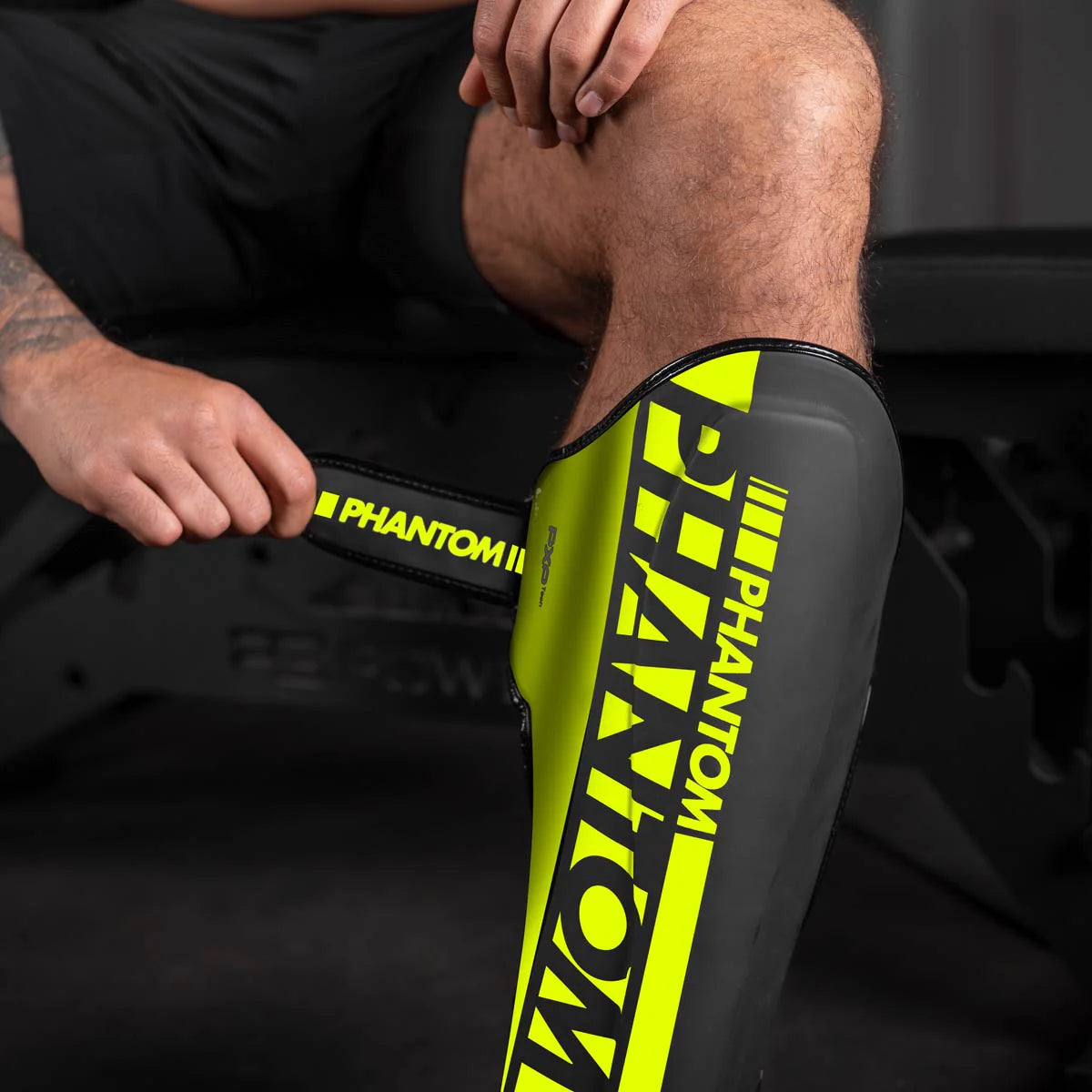 Phantom Athletics Schienbeinschutz APEX Striking - Neon