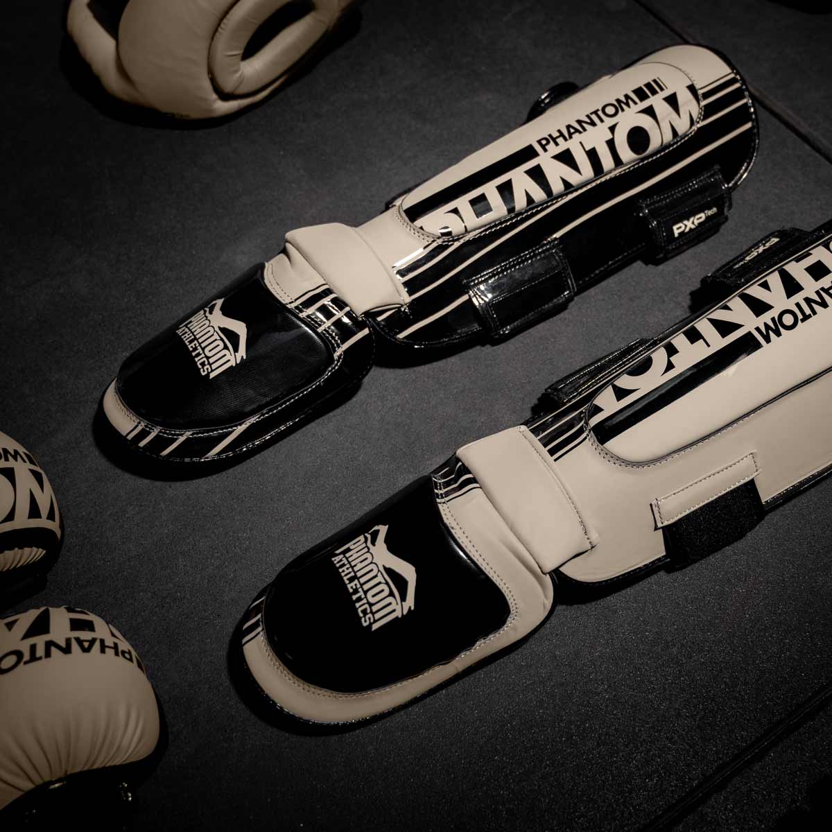 Phantom Athletics Schienbeinschutz APEX Hybrid - Sandgrau