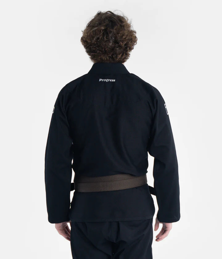 Progress JiuJitsu The Academy Gi - Schwarz (mit GRATIS Weissgürtel) - FIGHTWEAR